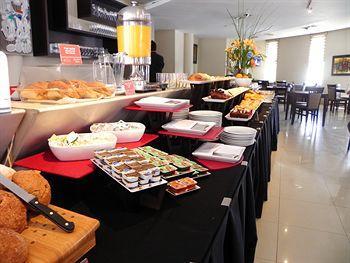 Hotel Quorum Golf, Tenis & Spa Cordoba Bagian luar foto