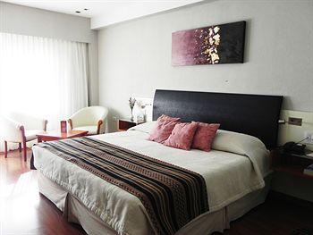Hotel Quorum Golf, Tenis & Spa Cordoba Bagian luar foto