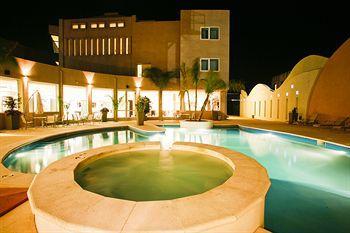 Hotel Quorum Golf, Tenis & Spa Cordoba Bagian luar foto